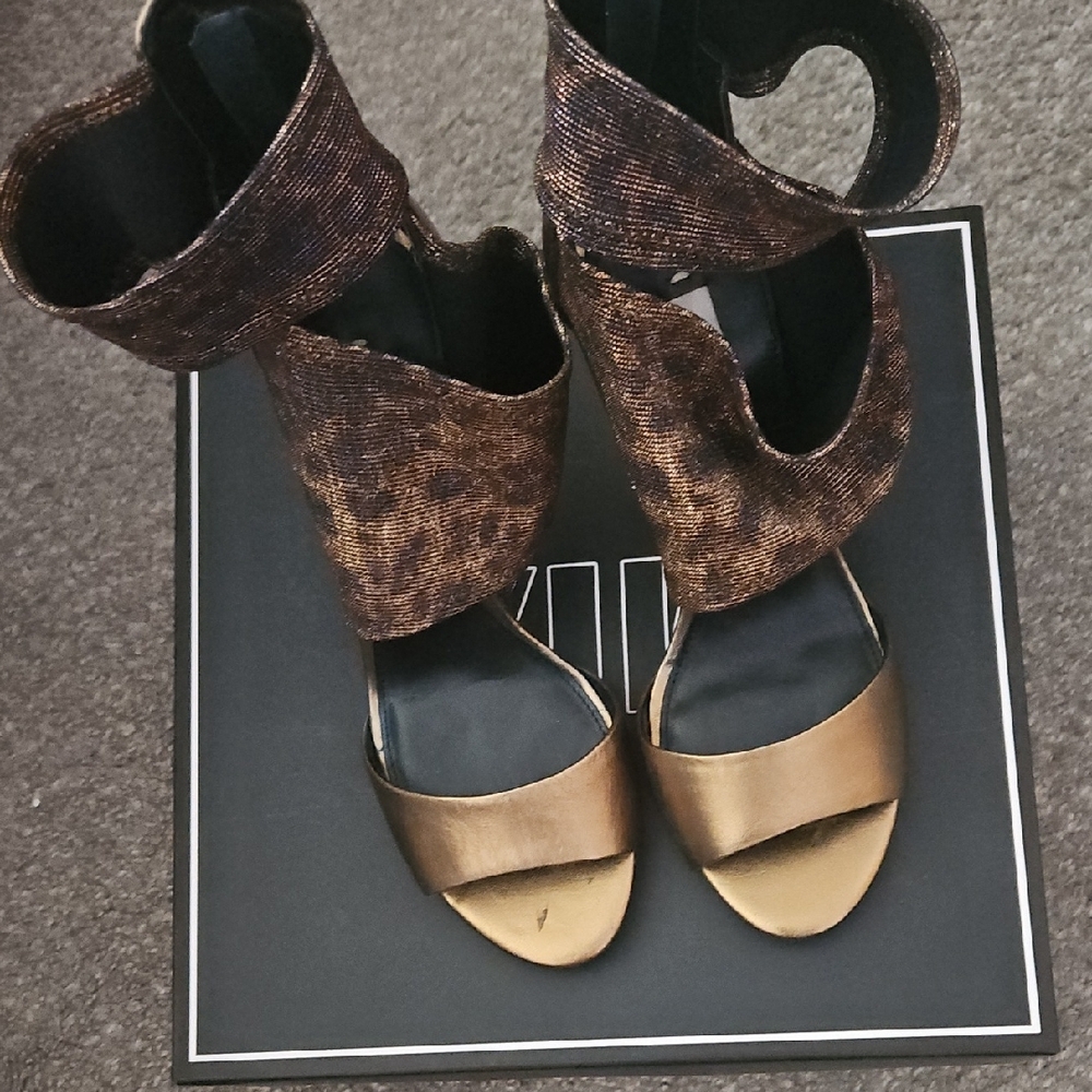 Guess Gold and Brown Fashion Heels